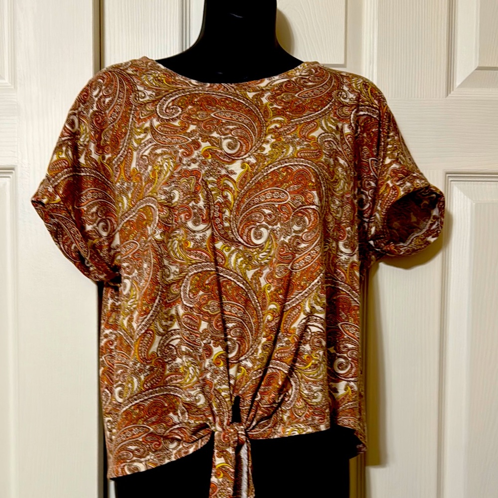 Skyes the Limit top